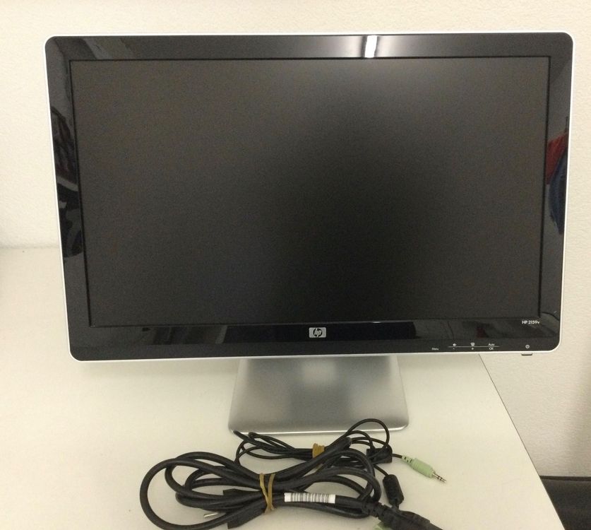 HP Monitor / Bildschirm 21,5 Zoll, Neuwertig. Kaufen auf Ricardo