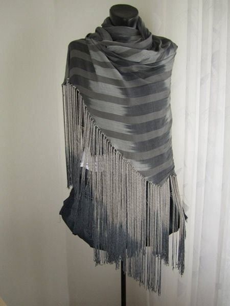 Foulard & Sciarpe: Echarpe/foulard chic – Usato da Lausanne venduto da Kmm03
