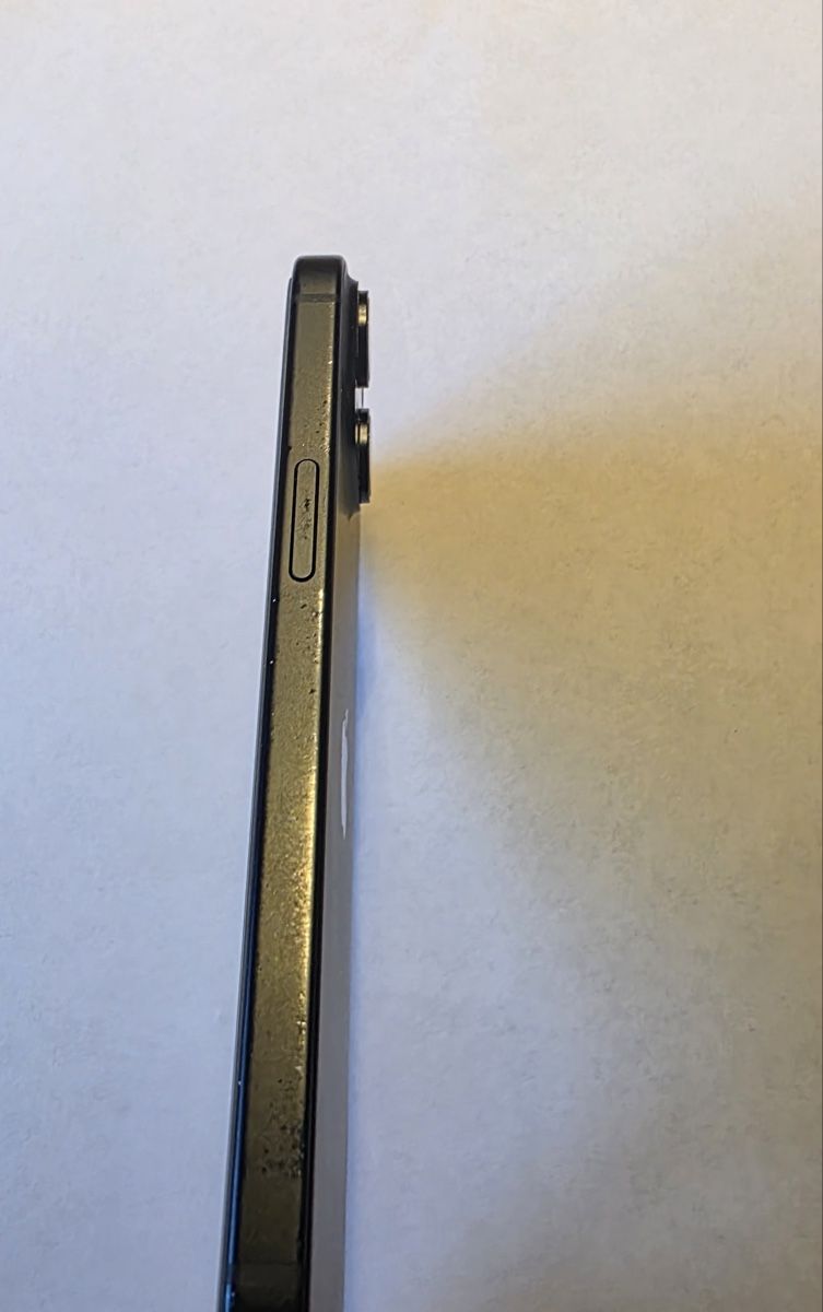 Apple Handys / Smartphones: iPhone 15 128GB  top Zustand – Gebraucht aus Oberschan von izz23 5