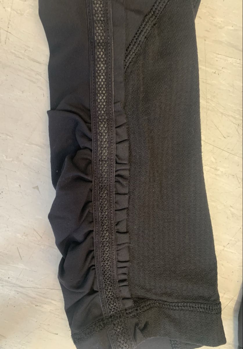 Lululemon Leggings: Lululemon 3/4 leggings XS – Gebraucht aus Unterseen von jpowers1971 2