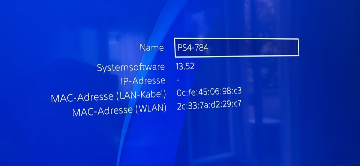 Sony Console: Playstation 4 inkl. 2 Controller & Red Dead Redemption 2 – Usato da Rapperswil SG venduto da ricsam123 3