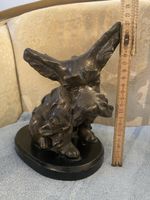 Hund Skulptur aus Metall auf Holzsockel guter Zustand