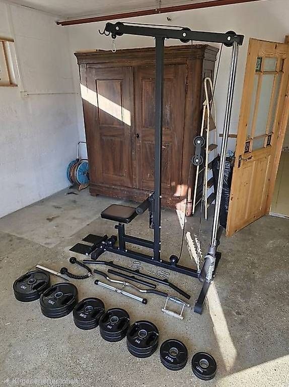 Hometrainer: Latzug/Griffe/Hantelscheiben/Latzugstation – Usato da Schaffhausen venduto da moruk1980