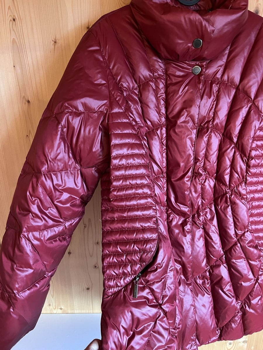 Fuchs Schmitt Cappotti: Fuchs Schmitt Daunenmantel NEU – Nuovo e nell'imballaggio originale da Balgach venduto da Ni.Steiger 1
