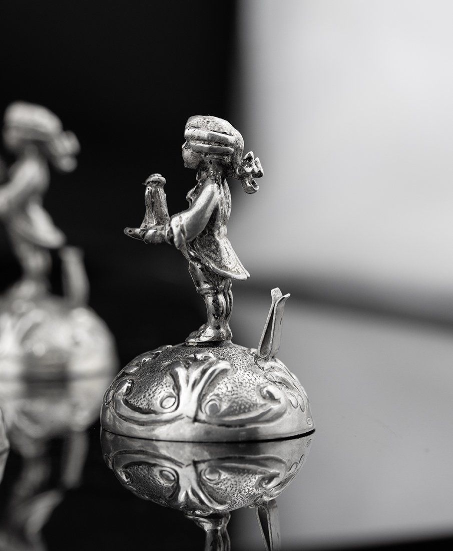 Statuette: Set mit 6 Vintage-Platzhaltern aus 925er Silber – Usato da Lugano venduto da Historianlugano 5