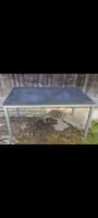 Robuster Gartentisch