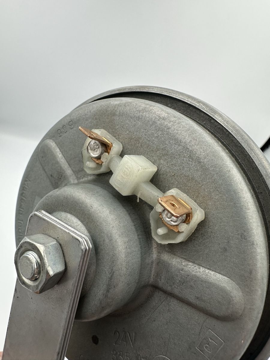 Tutti i ricambio: Hupe 12 Volt 335 Hz – Nuovo (secondo la descrizione) da Schwende venduto da weesli 3