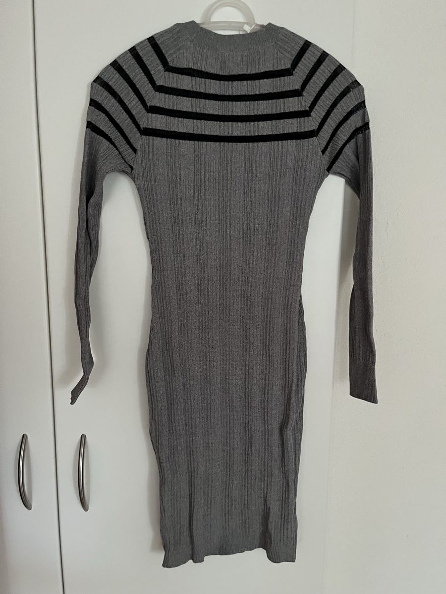 Vestiti: Graues Strickkleid, Grösse S-M, neu – Nuovo e nell'imballaggio originale da Wädenswil venduto da Iana32 2