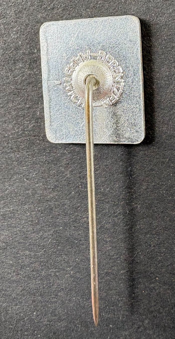 Placchette & Badge: VINTAGE ANSTECKNADEL – Usato da Ostermundigen venduto da wini63 1