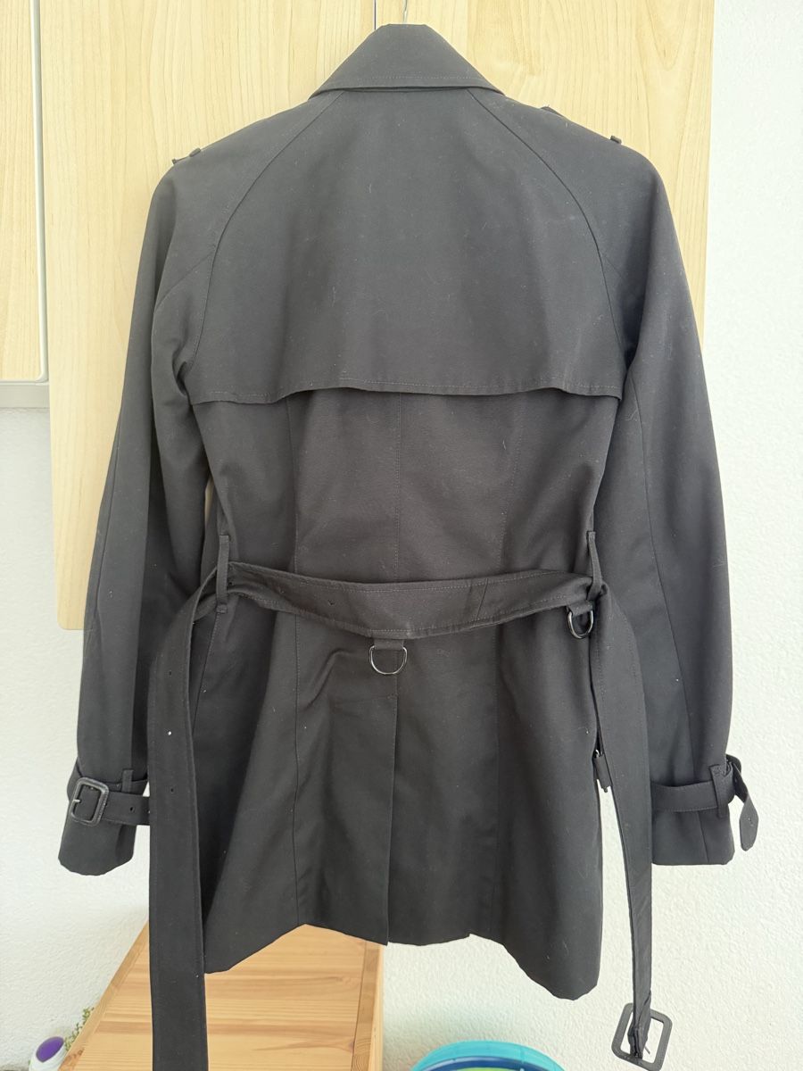 Cappotti: Trench coat Burberry London – Nuovo (secondo la descrizione) da St-Légier-La Chiésaz venduto da Swoosh. 1