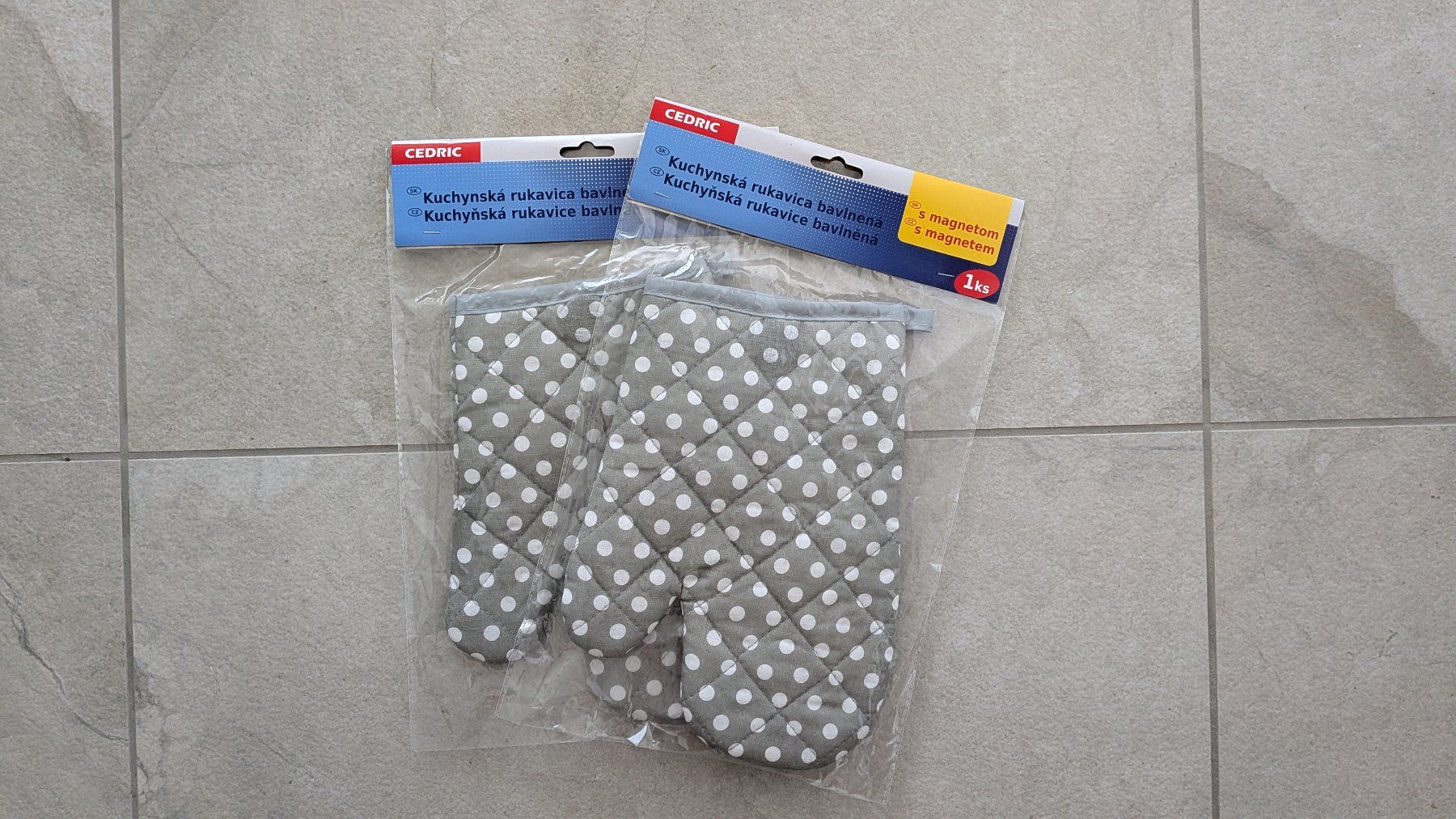 Küchengeräte: Backofen-Handschuhe mit Magnet, 2er Set, Neu – Neu und originalverpackt aus Birmensdorf ZH von arctize