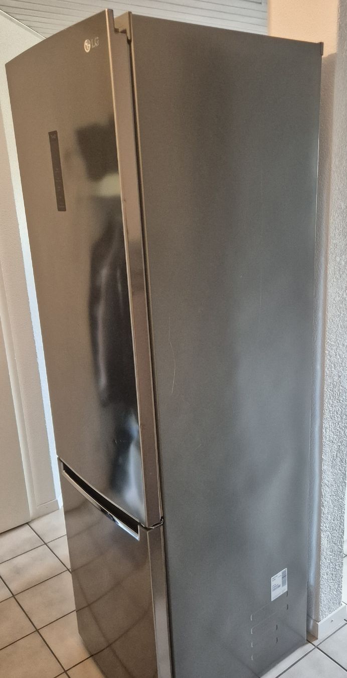 Kühlschrank: Grand frigo/congel – Gebraucht aus Ecuvillens von yan_7pz7 5