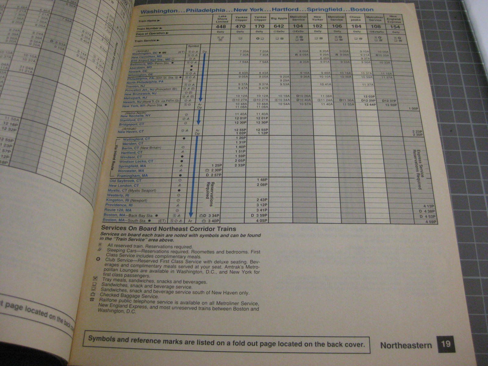 Libri: Amtrak System Train Timetable, Effective April 5, 1992 throu – Usato da Malters venduto da Marosko 4