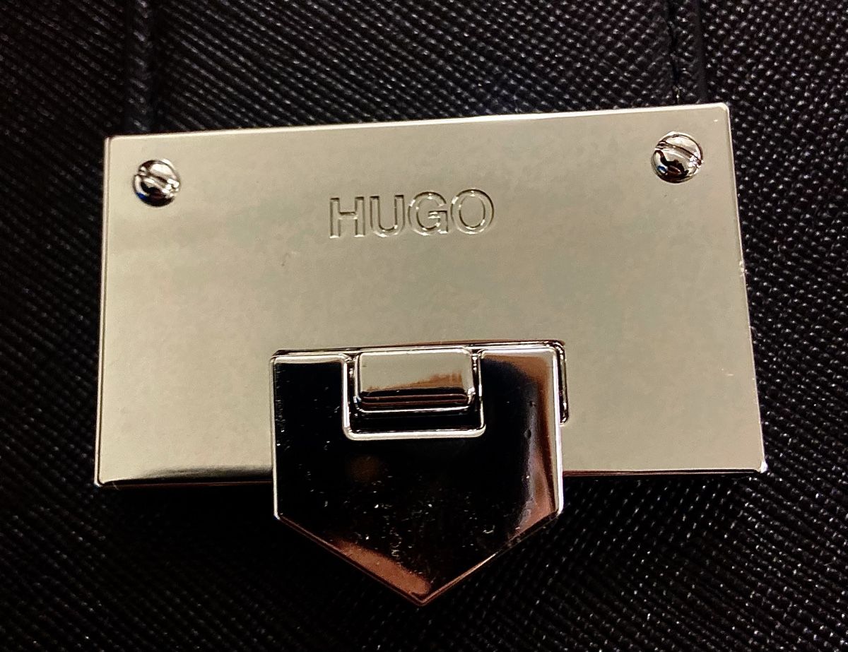 Hugo Boss Borse da donna: Hugo Boss Tasche Neu! – Nuovo (secondo la descrizione) da Zürich venduto da Unique2400 9