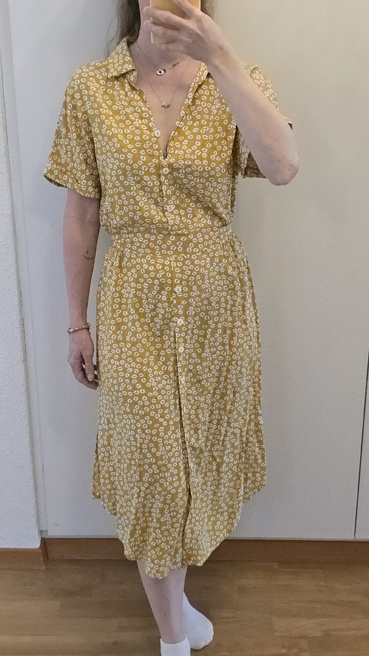 Kleider: Senffarbenes Kleid Grösse 36/S – Gebraucht aus Buchberg von MaddieF 2