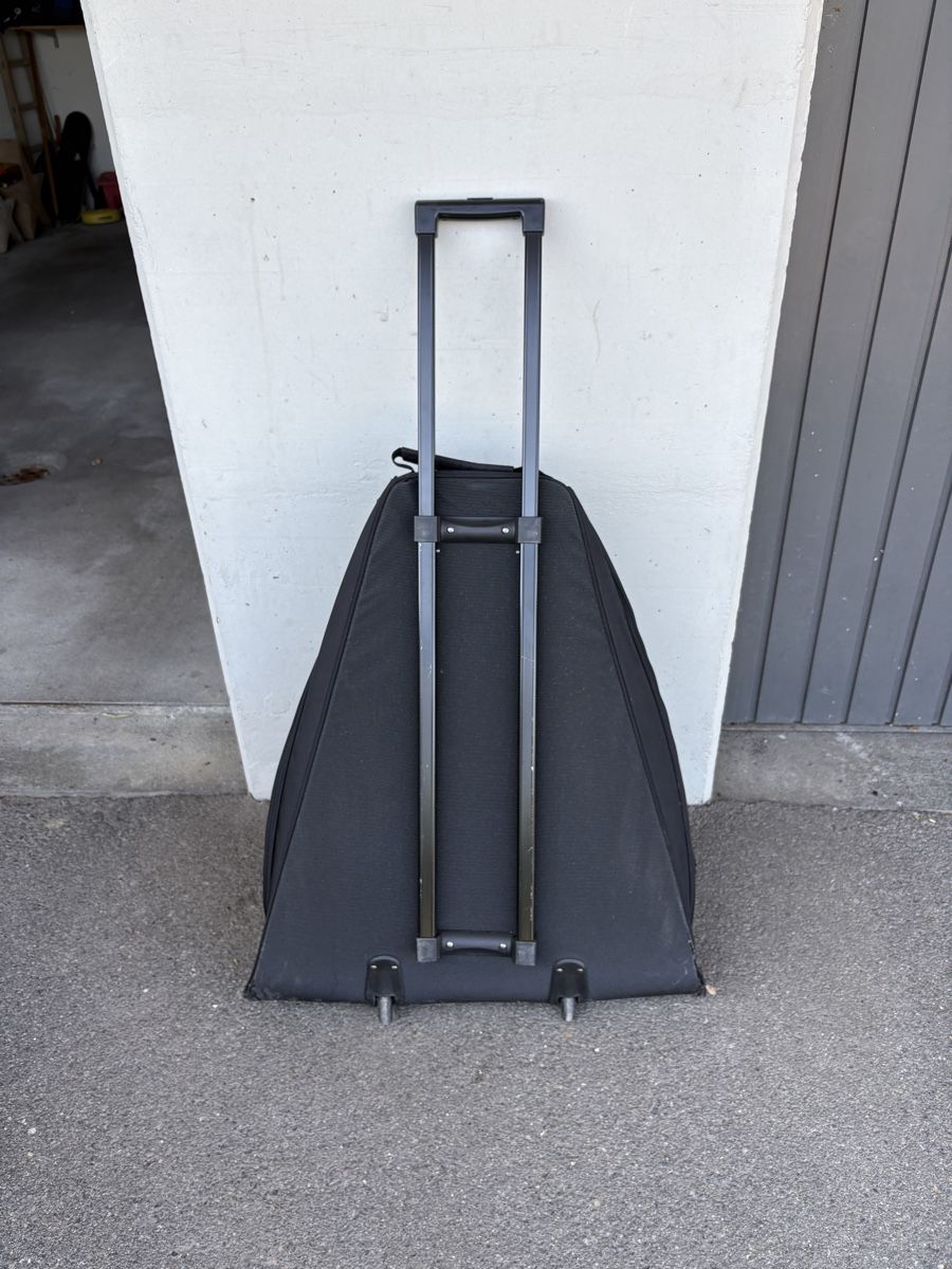 Borse: Kiffe Golf Tasche mit Rollen und Griff schwarz gebraucht – Usato da Wollerau venduto da Smile4you 3