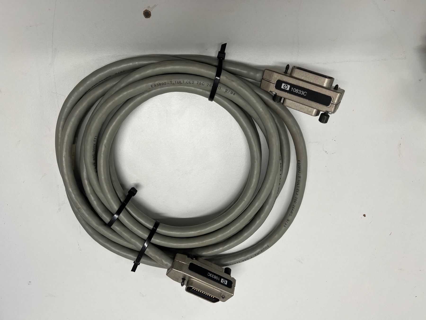 Accessori da laboratorio: Set 4 GPIB Kabel IEEE488 – Usato da Niederdorf venduto da LeptonAG 3