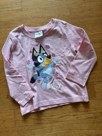 Schönes Bluey Langarmshirt Gr. 92, Neu