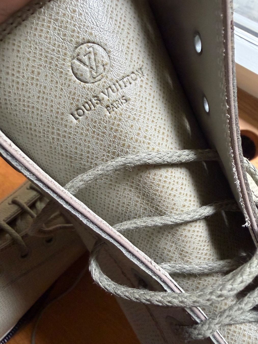 Louis Vuitton Scarpe da uomo: Louis Vuitton FW16 SHOW Sample, 2016 - EU 45 – Nuovo e nell'imballaggio originale da Bern venduto da ElevenFive 5