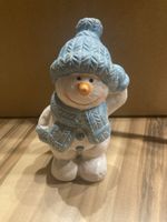 Schneemann Tonfigur