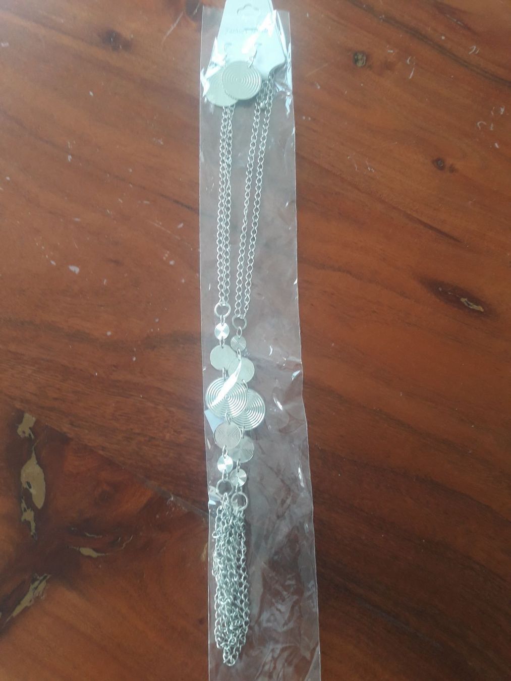 Ketten: Schmuckset neu – Neu und originalverpackt aus Nebikon von Haidihooo
