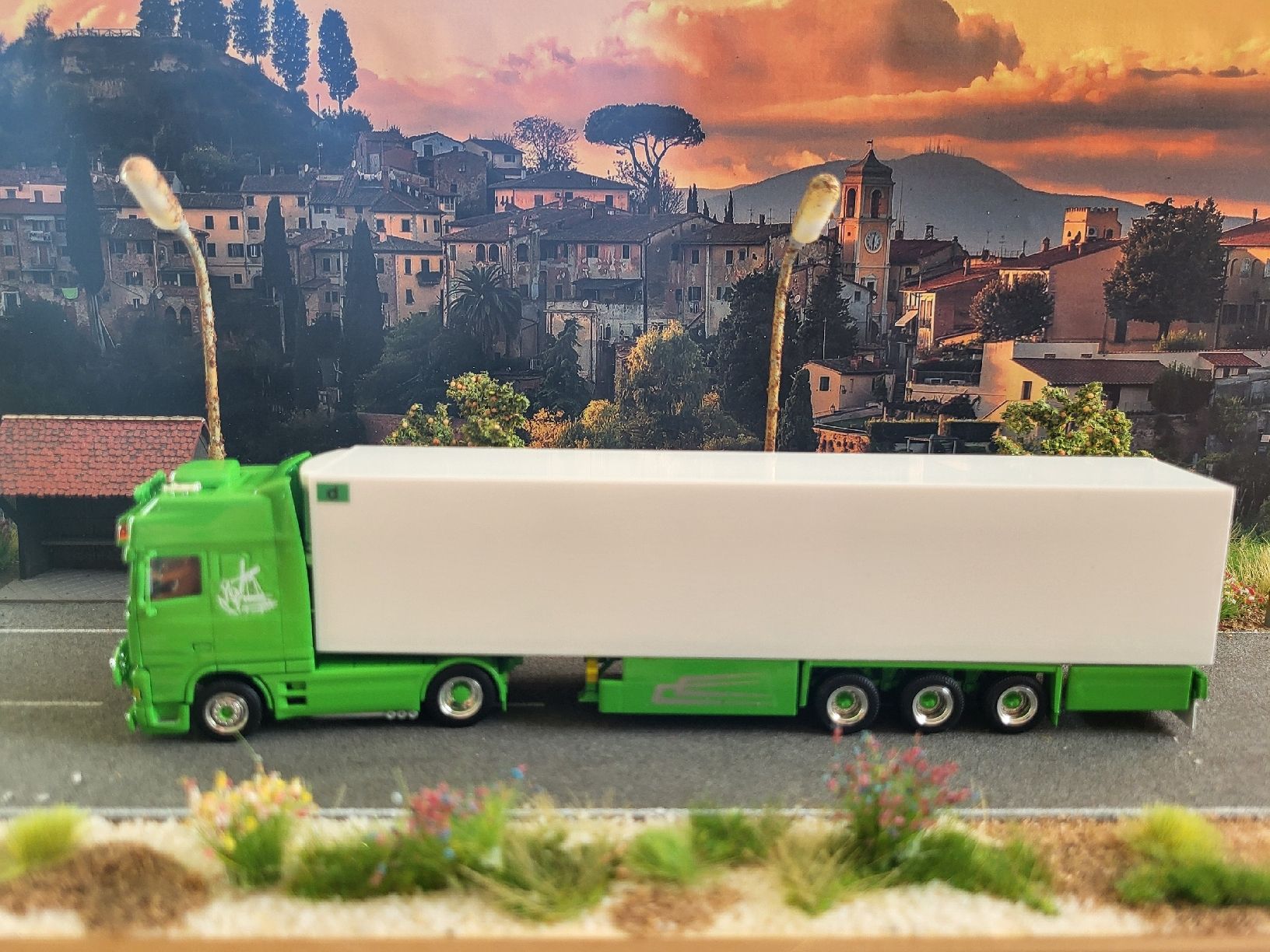 Herpa Kit di modellismo & Modellini statici: Müller Ermensee Daf Xf  – Nuovo (secondo la descrizione) da Kaltbach venduto da rosso6