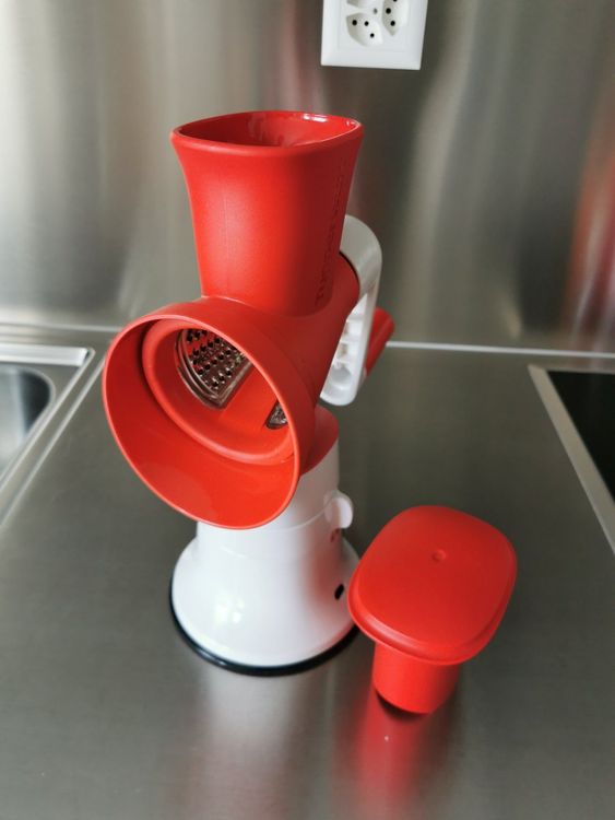 Tritacarne Tupperware Chef Profi D205 – Originale, Bianco/Rosso, Per Carne, Pesce E Verdure, Con Ventosa Antiscivolo
