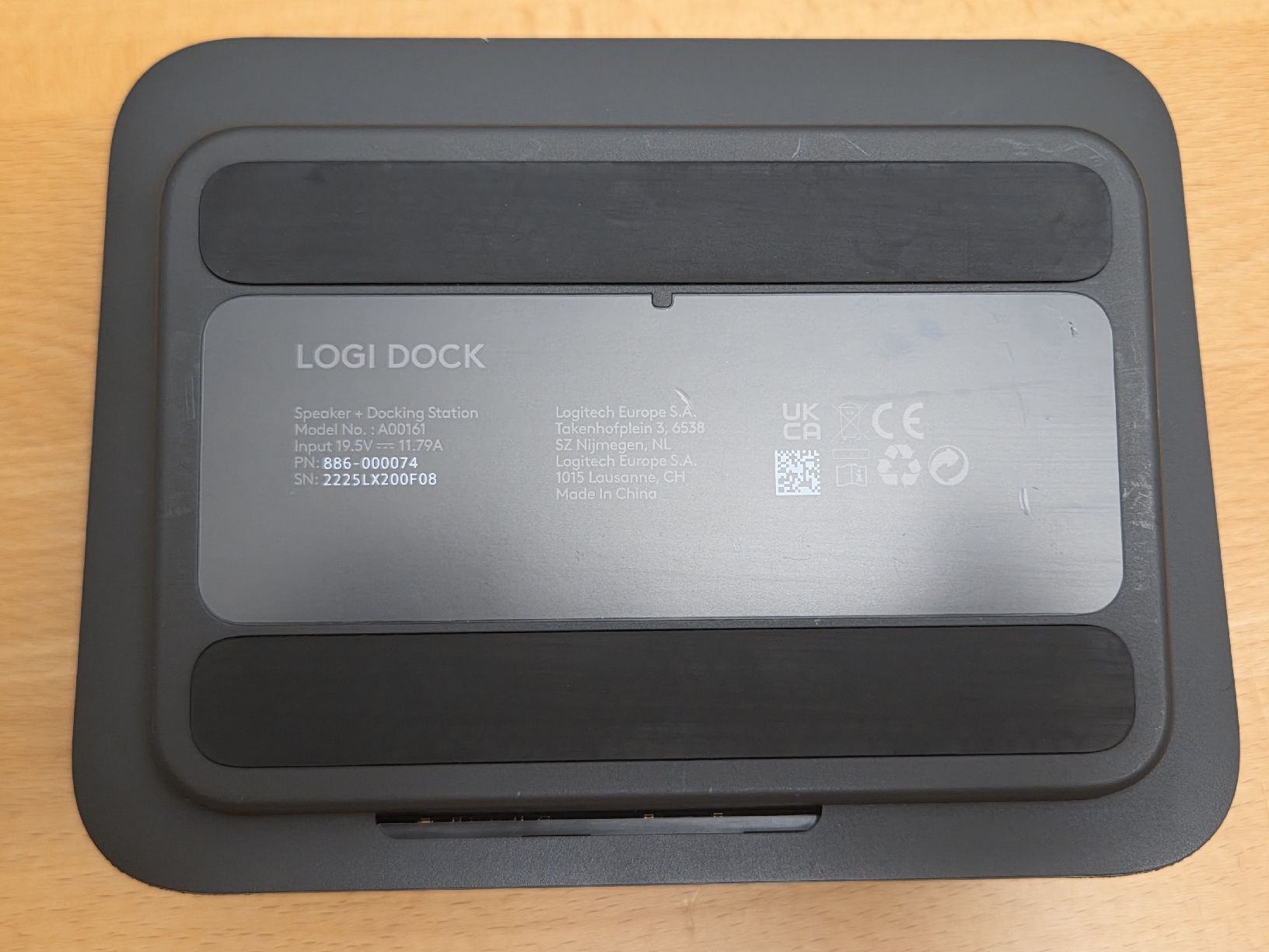 Docking station: Logitech Logi Dock USB-C, 7 Ports, Speaker + Docking Station – Usato da SCHAFFHAUSEN venduto da Atami99 3