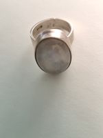 Silberring mit Mondstein ca.  Gr. 56/17.5 mm