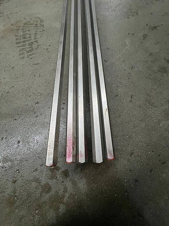 Profile: Edelstahl Sechskant 14mm dick 3m Lang – Gebraucht aus Neuhausen von reifen-profis