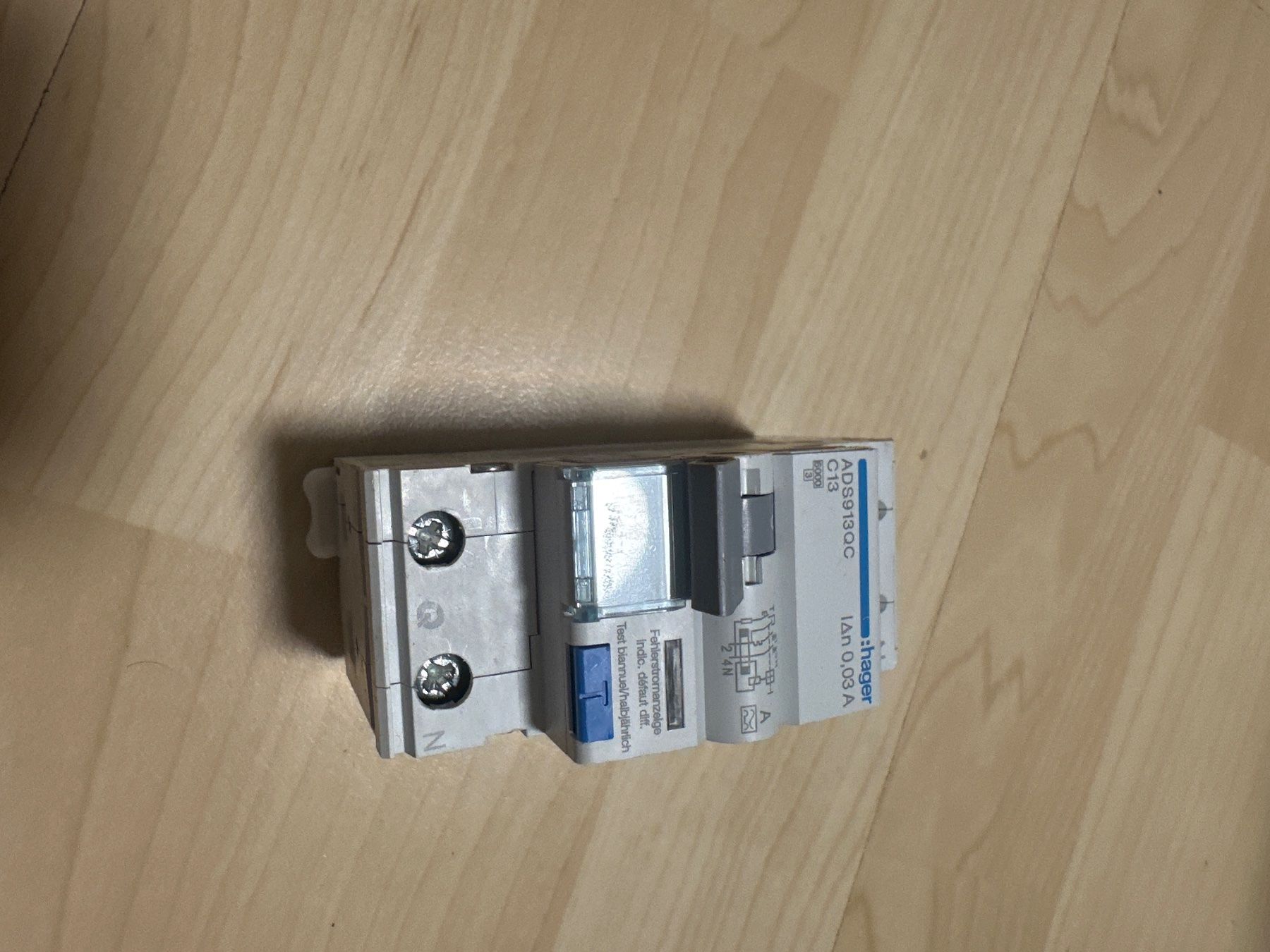 Hager Interruttori: Hager FiLs C13 A – Usato da niederhasli venduto da rami016 1