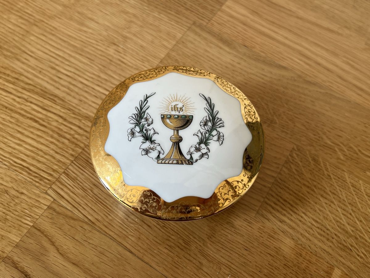 Seifenschalen: Limoges France Schmuckdose Schale Goldig Vintage – Gebraucht aus Basel von clembou 1