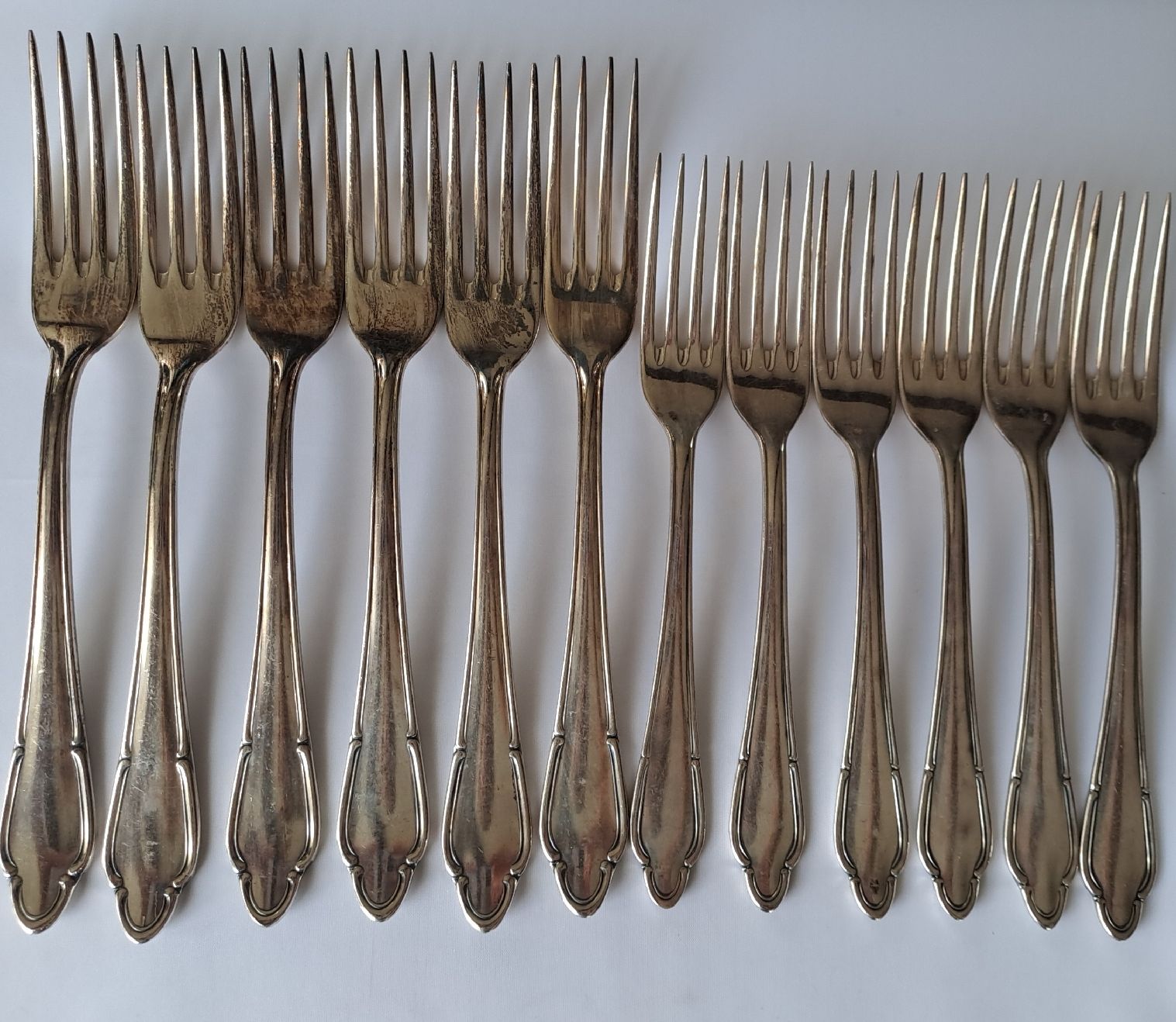 Set di posate: Versilbertes 100 Besteckset Ge - De   – Usato da Adliswil venduto da globill 3