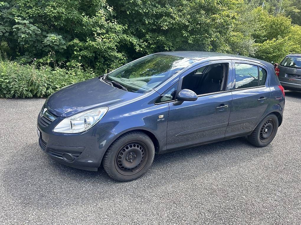 Opel Automobili: Opel Corsa ab MFK 11.6.26 – Usato da Mülenen venduto da Jetmir019 1