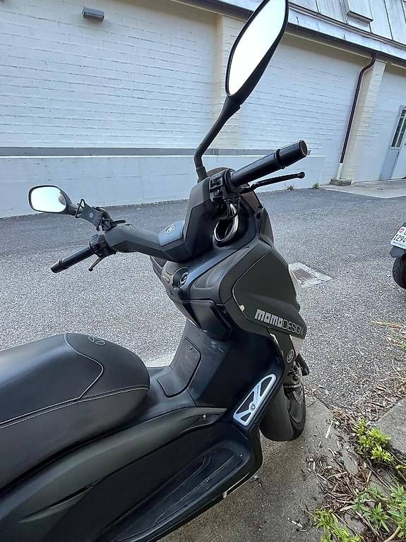 Scooter: X-max 250 MOMO – Usato da Versoix venduto da nic_fvl8 1