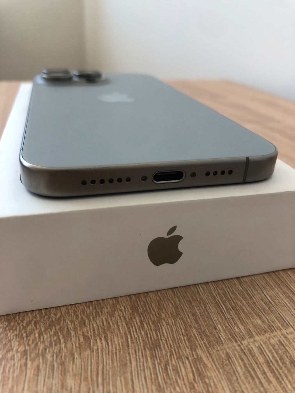 Apple Handys / Smartphones: iPhone 15 Pro Max 256Gb – Gebraucht aus Burgdorf von ssv_9t9f 4