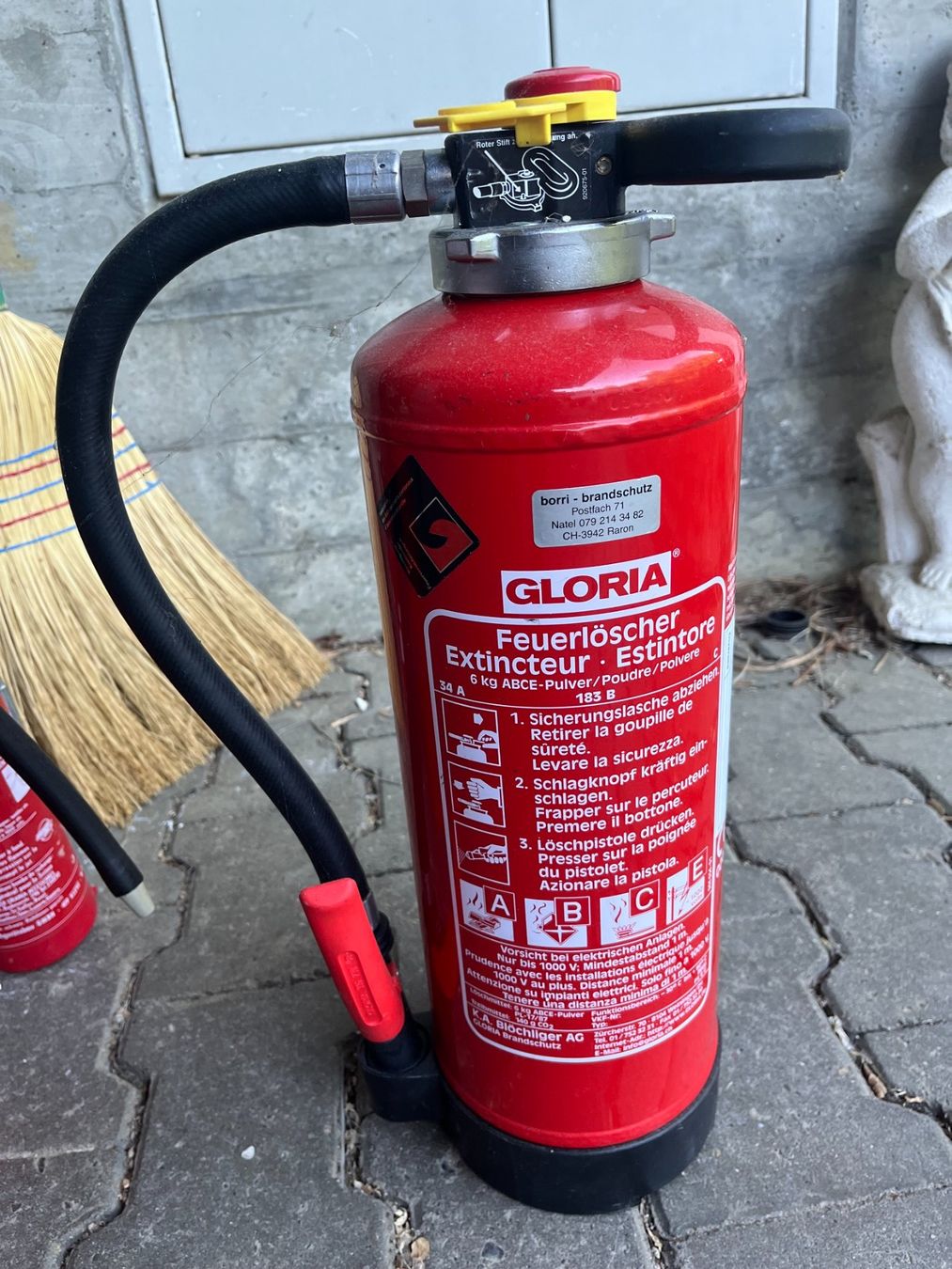 Estintori: 3x Feuerlöscher – Difettoso da Leuggern venduto da Yzerman2 9