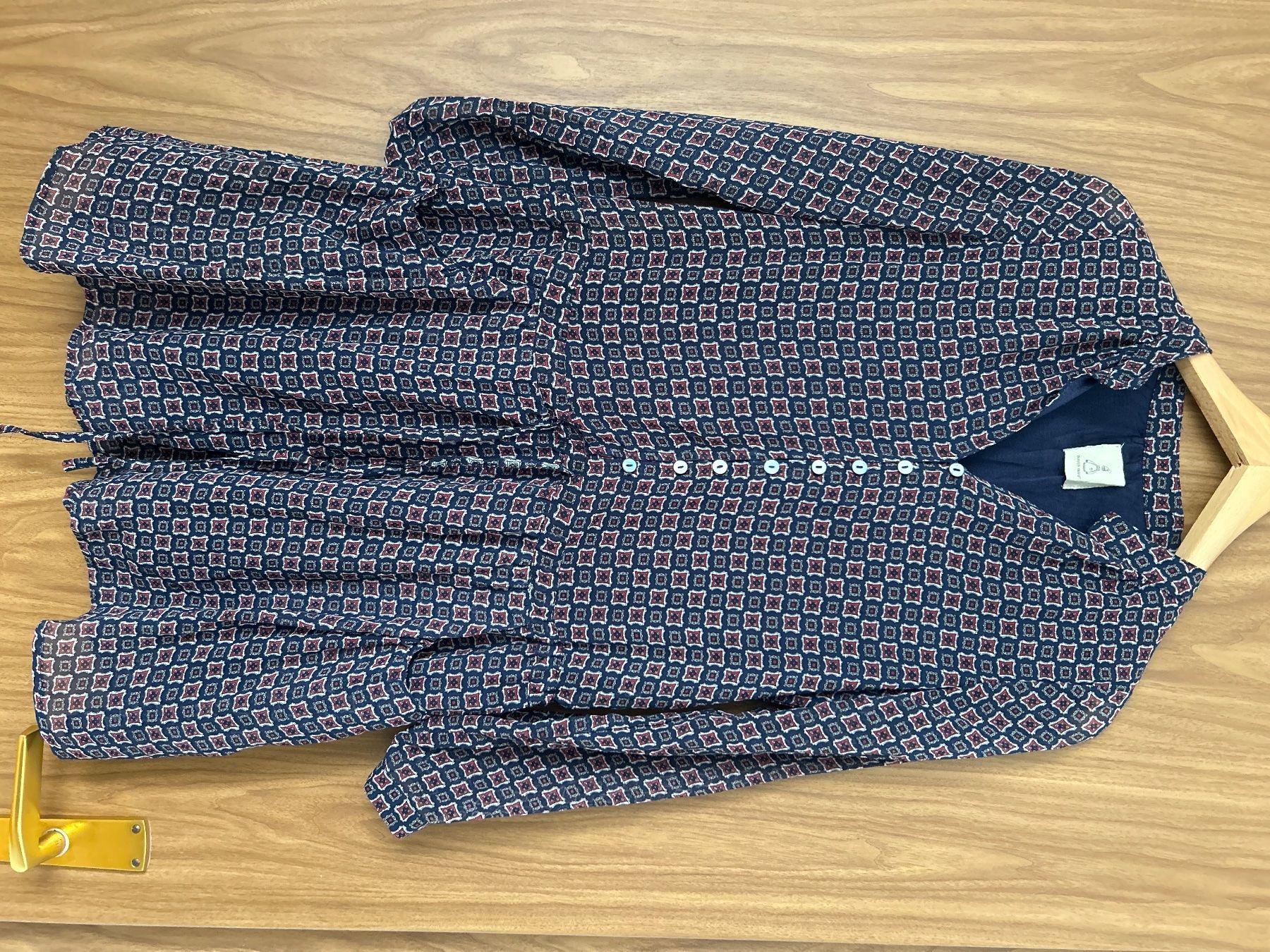 Vestiti: Neu Damen Kleid Gr. L – Usato da Dulliken venduto da Lindt.1845