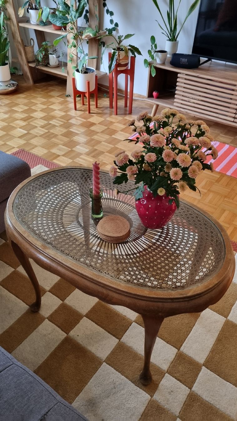 Tavoli: Vintage Tisch mit Geflecht – Usato da Zürich venduto da jil_l6mm 1