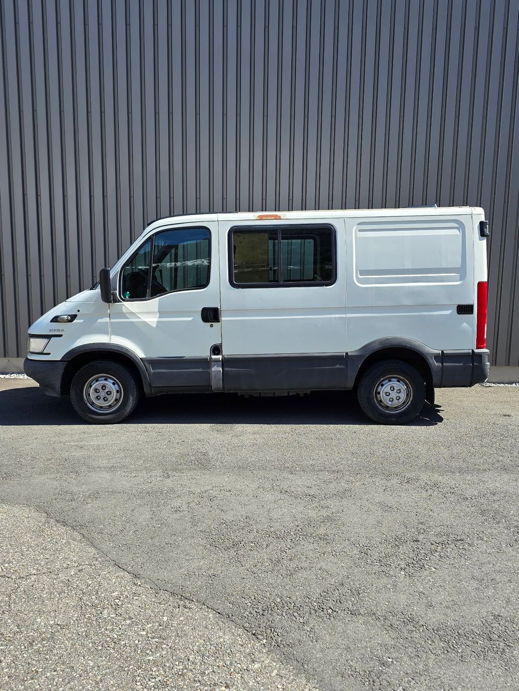 Iveco Veicoli da campeggio: Iveco Daily III Camper – Usato da Stans venduto da BKR89 3