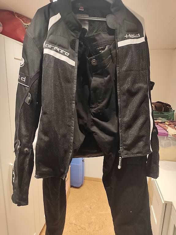 Completi: Motorradbekleidung – Usato da Sarmenstorf venduto da mir_mrk7 1