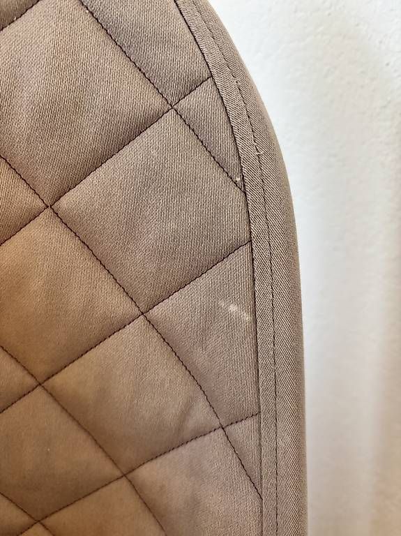 Babybjörn Wippen & Schaukeln: BabyBjörn Wippe beige mit Flecken – Gebraucht aus Kilchberg ZH von KB_2025 1