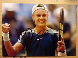Holger Rune Autogramm Tennis in Person gesammelt