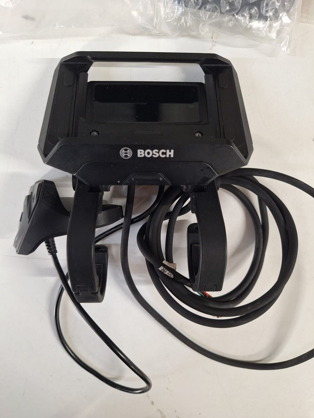 Bosch Pezzi di ricambio: Bosch SmartphoneHUB CUI100 defekt neue Mount Case – Difettoso da Appenzell venduto da hgmotos 1