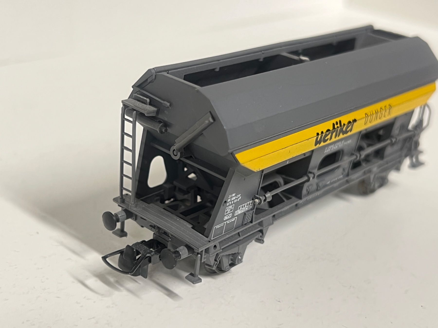 Roco Modelleisenbahnen: Roco SBB Uetiker Dünger  H0 DC – Gebraucht aus Geroldswil von TopTrain54 3