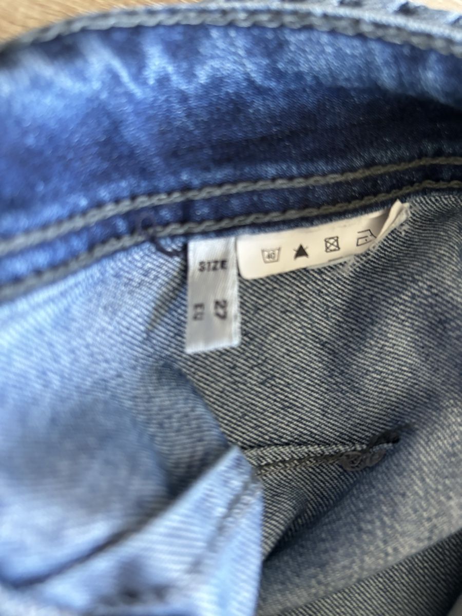 Jeans: Jeans Armani bleu 27 Eu – Usato da Ostermundigen venduto da Delphine74 5