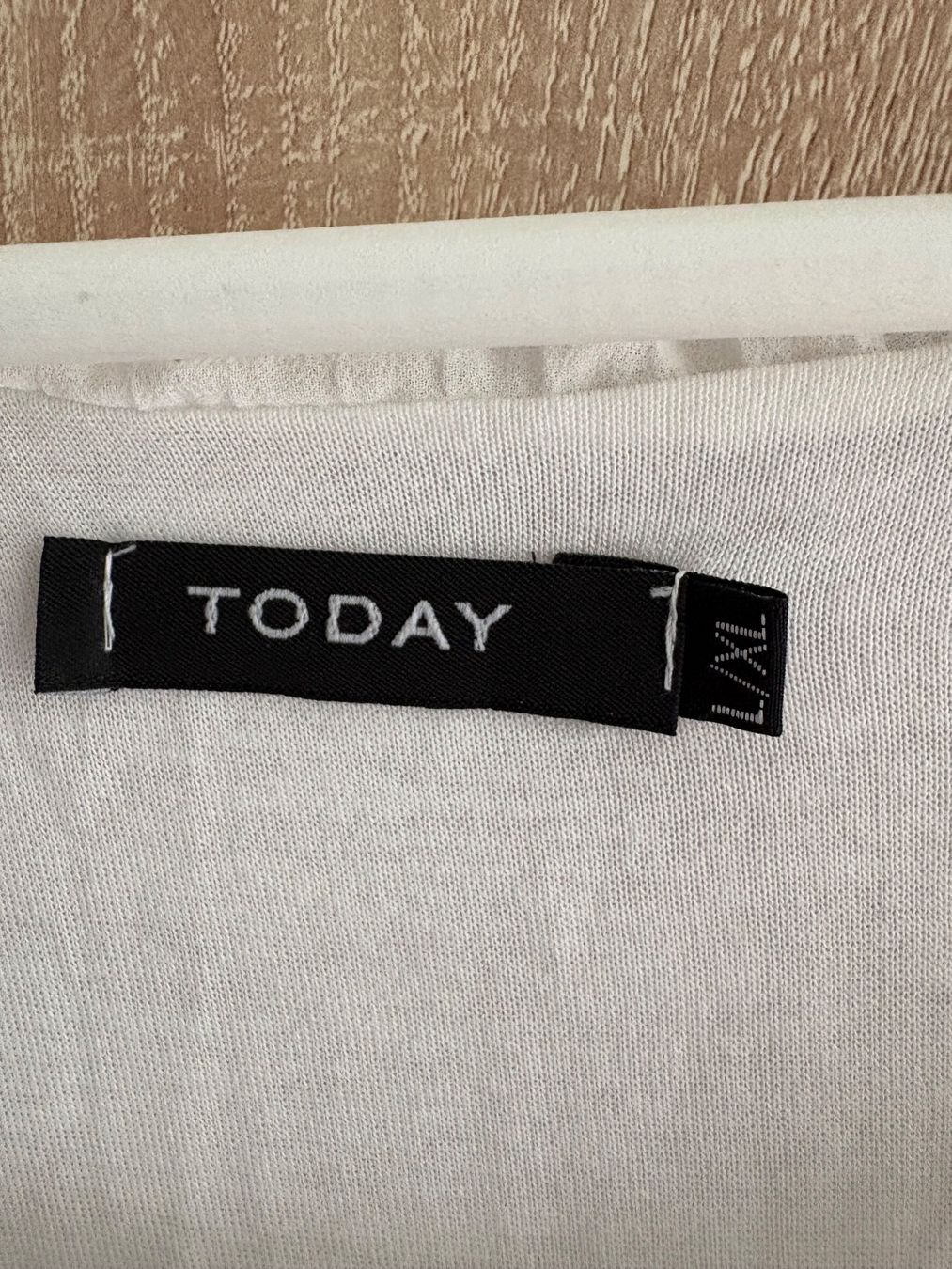 Tops: Damen Top TODAY Grösse L/XL – D'occasion à Schübelbach par S1CH 2
