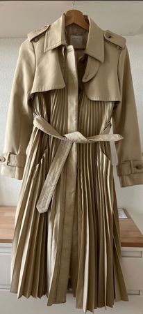 Sandro Trenchcoat Beige, Gr. 36– Perfekt für den Frühling!