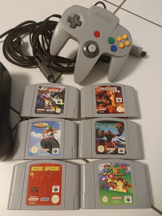 Nintendo Konsolen: N64 / Nintendo 64 Konsole mit 6 Games – Gebraucht aus  von  1