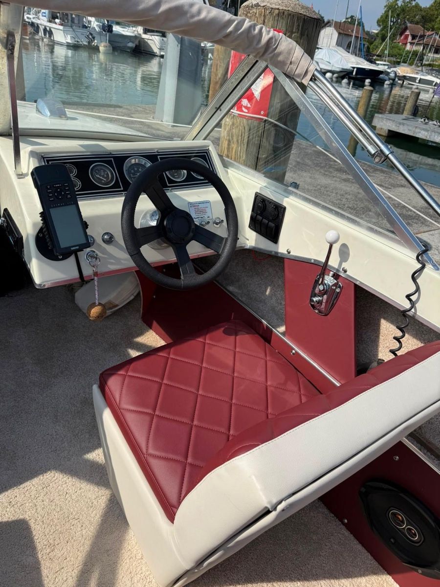 Chris Craft Barche: Bateau moteur Chris Craft – Usato da Versoix venduto da cha_8gjn 3